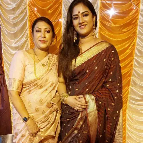 Chandni with her mother