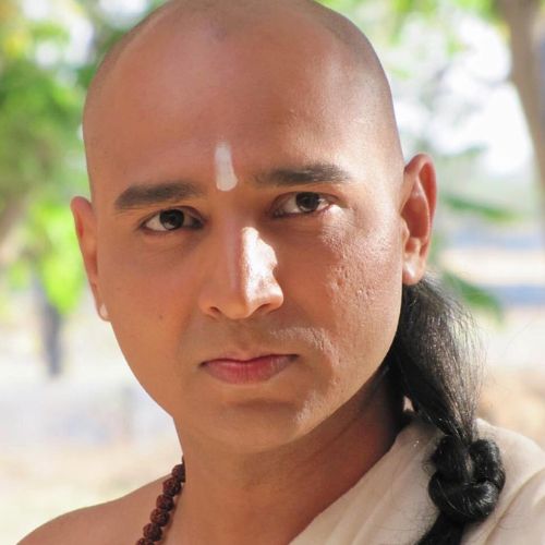 Romanch's look in Chandragupta Maurya