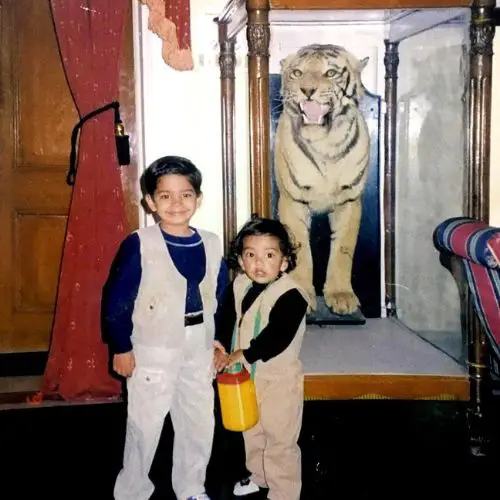 Shivam childhood picture with his sister