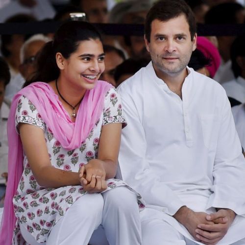 Miraya Vadra with her uncle Rahul Gandhi (1)