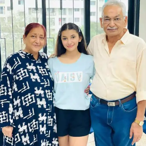 Vaishnavi with her grandparents