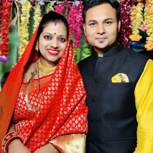 Ashutosh Chaturvedi with his wife