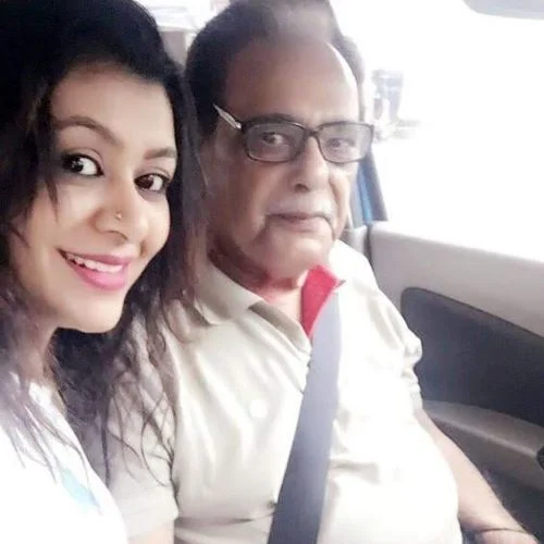 Kashish with her father