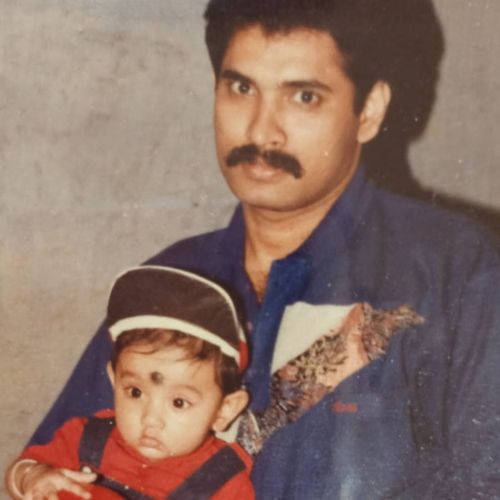 Roshni Tanwi Bhattacharya's childhood image with her father