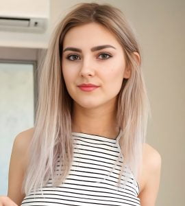 Who is Eva Elfie? Age, Wiki, Height, Biography and Ethnicity