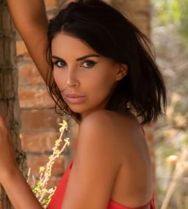 Laura Giraudi (Actress) Wikipedia, Age, Videos, Biography, Height