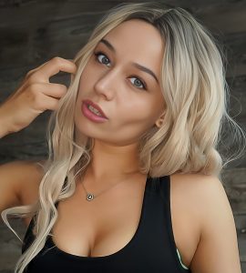 Alice Redlips (Actress) Wiki, Age, Biography, Net Worth, Boyfriend
