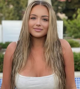 Chloe Nicole (Chloexonicole) Age, Biography, Husband, Wiki, Height