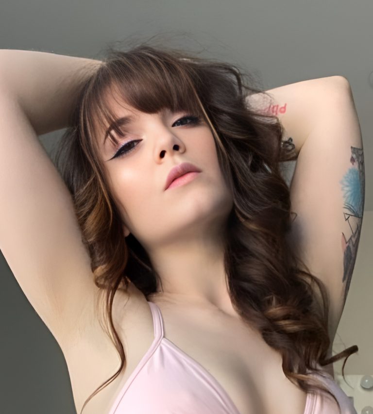 Emily Lynne (Actress) Age, Height, Weight, Wiki, Biography, Husband