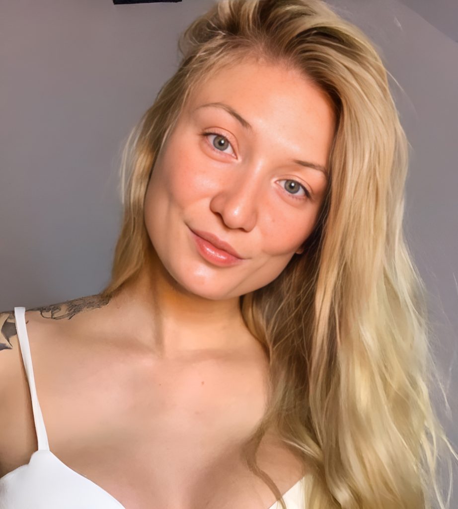 Fiona Fuchs (Actress) Height, Weight, Wiki, Photos, Biography