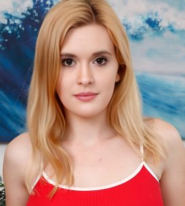 Lindsay Lee (Actress) Height, Weight, Videos, Photos, Movies, Wiki, Bio