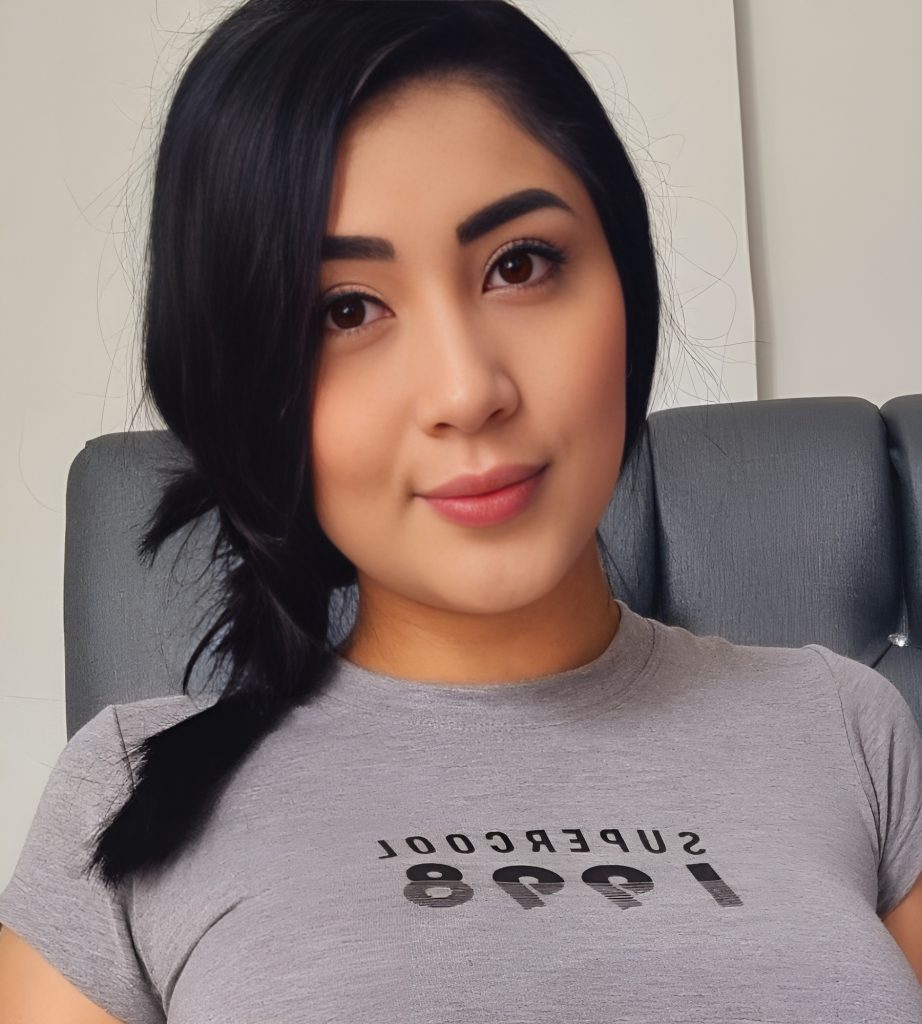 Martina Smith (Actress) Height, Weight, Biography, Boyfriend, Videos