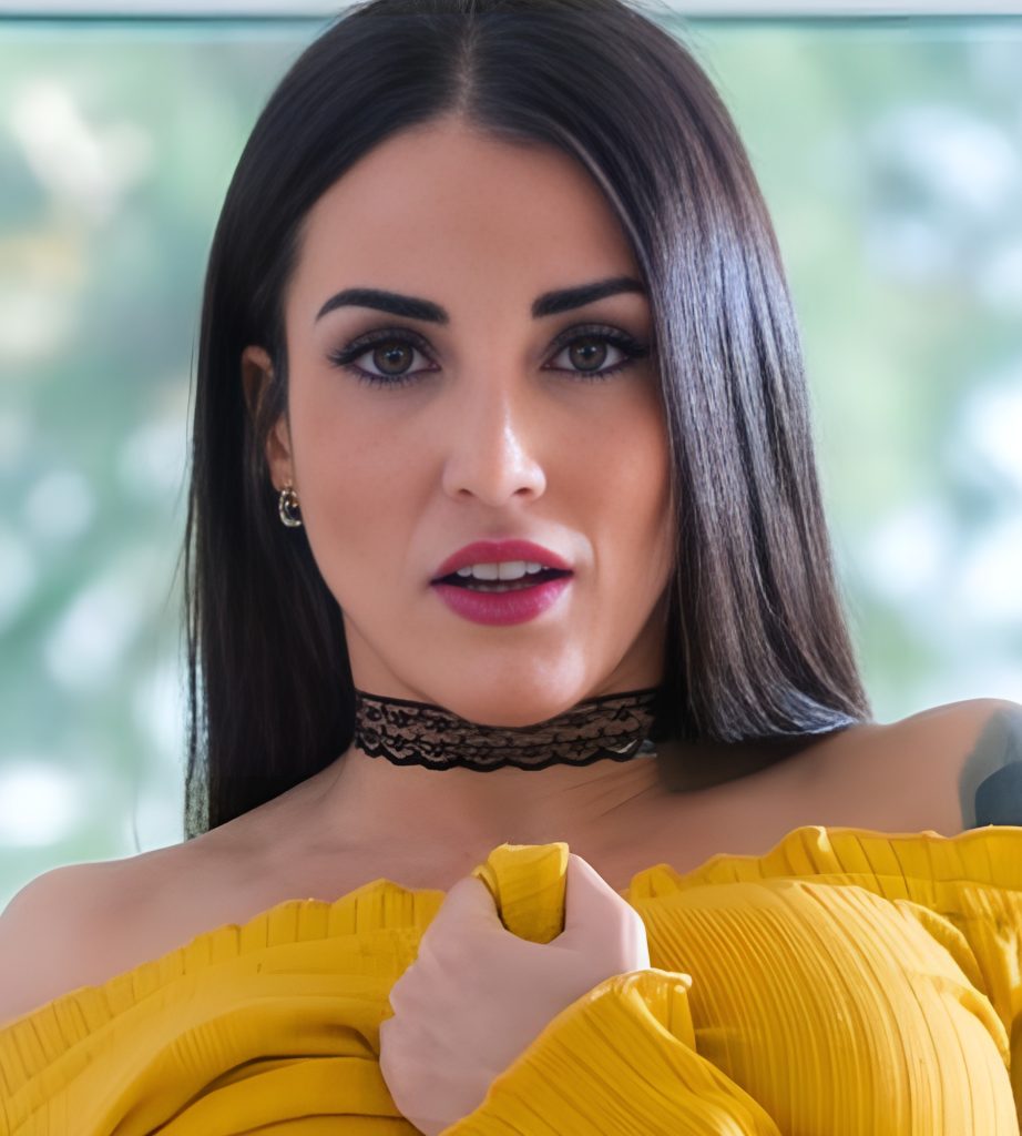 Medusa (Actress) Age, Videos, Photos, Biography, Boyfriend, Wiki, Height, Weight and More