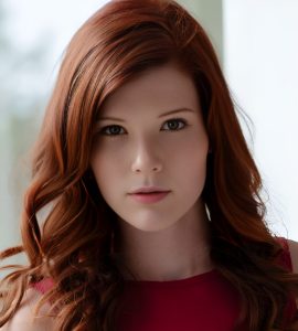 Mia Sollis (Actress) Age, Videos, Photos, Biography, Boyfriend, Height