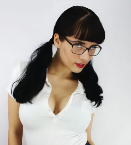 Saffron Bacchus (Actor) Wiki, Age, Biography, Boyfriend, Weight, Height