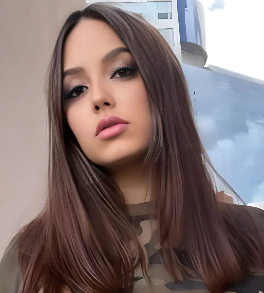 Valeria Vidal (Influencer) Age, Wiki, Biography, Family, Ethnicity, Net ...