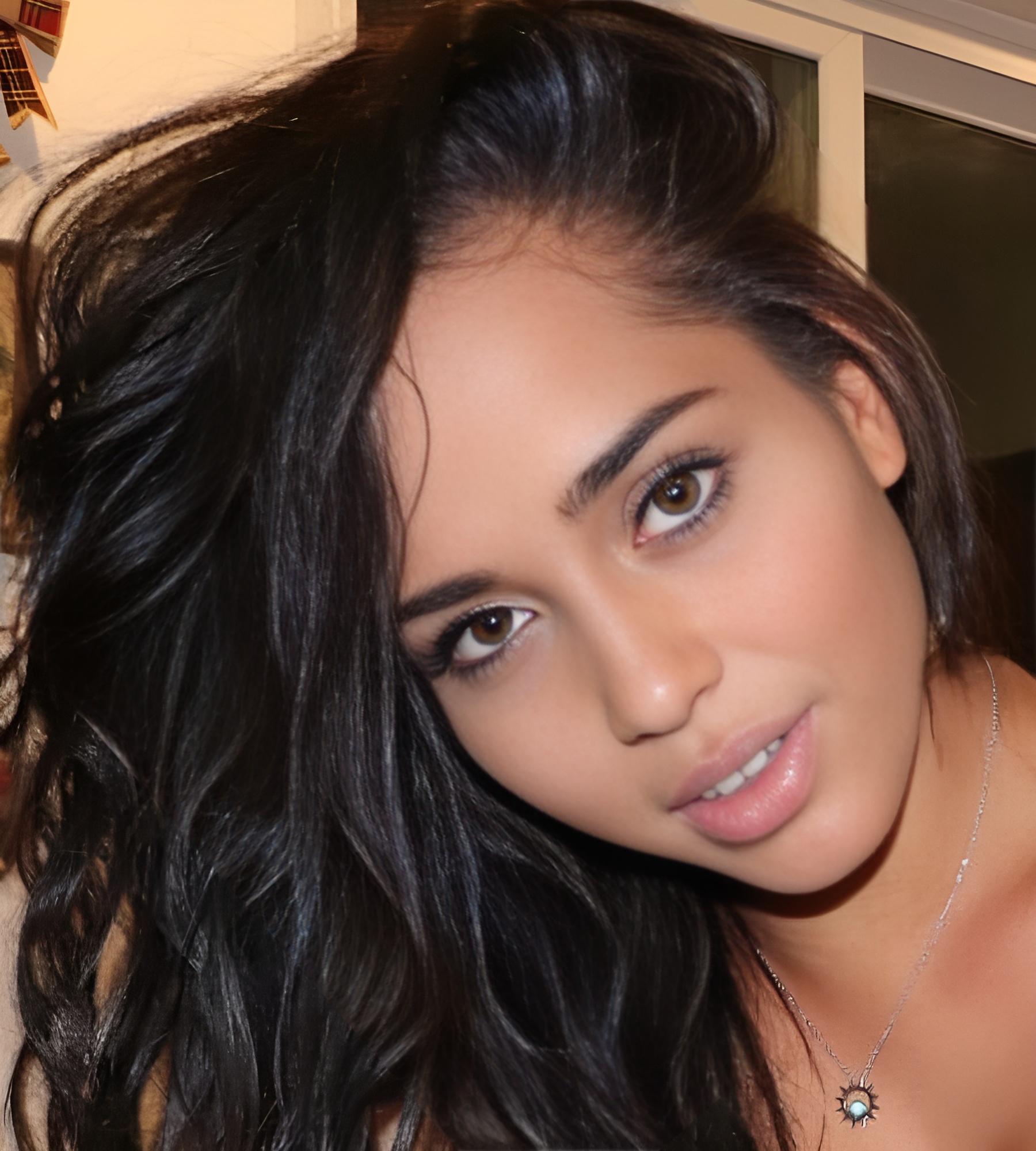 Bronze Goddess (Actress) Height, Age, Wiki, Boyfriend, Photos