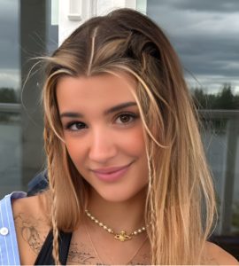 Ari Kytsya (Model) Biography, Wiki, Age, Family, Photos and More