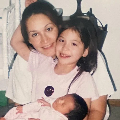 Childhood photo of Alaqua Cox with her mother